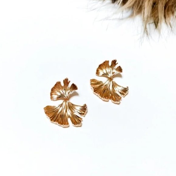 Double Leaf Anthro Statement Earrings - Picture 4 of 5